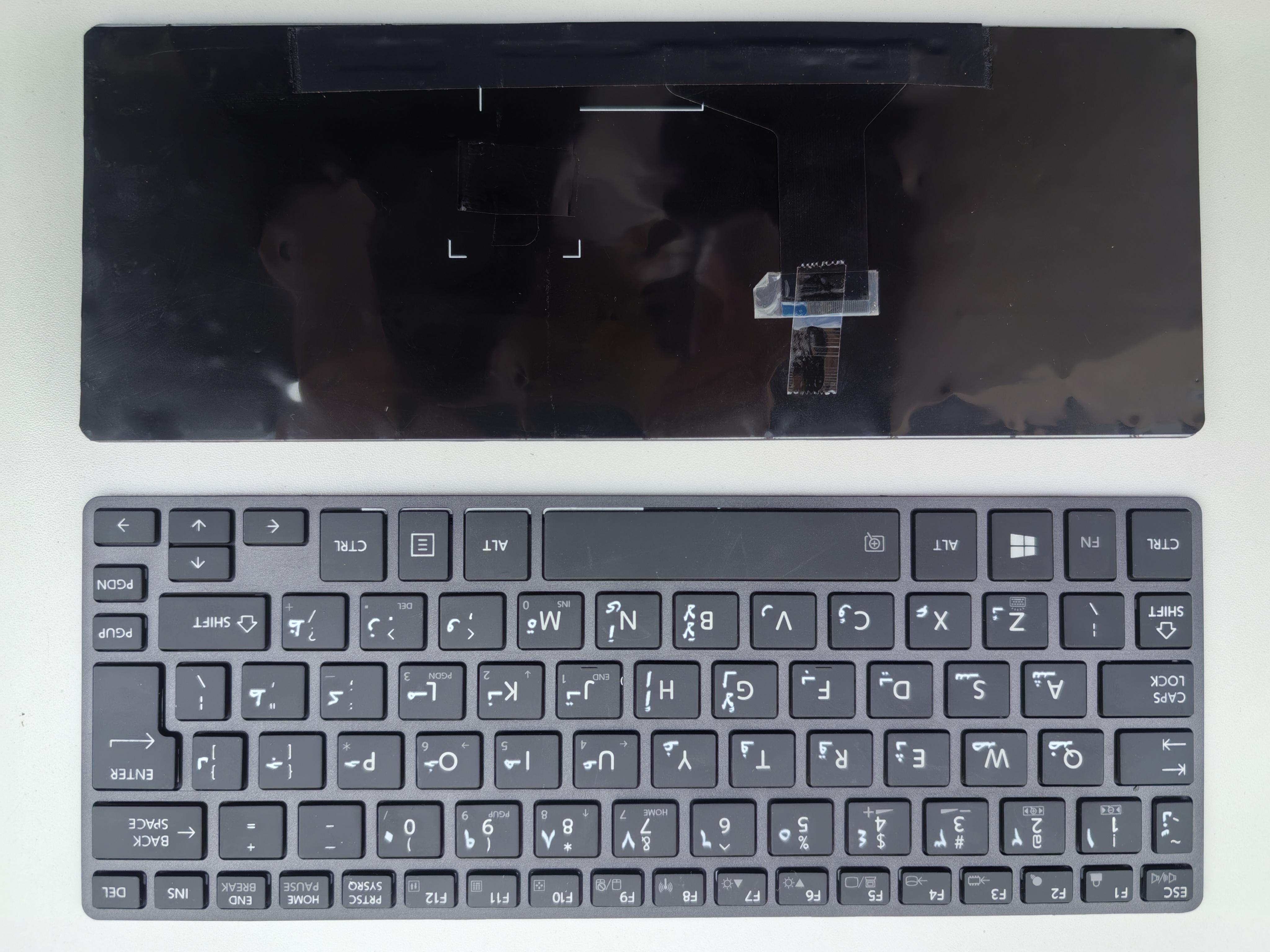 Picture of New Replacement Laptop Keyboard For TOSHIBA Z30-B/Z30-A/Z30T-B/Z30-C/R30-B/Z30T-C GRAY FRAME BLACK (OEM) AR Layout